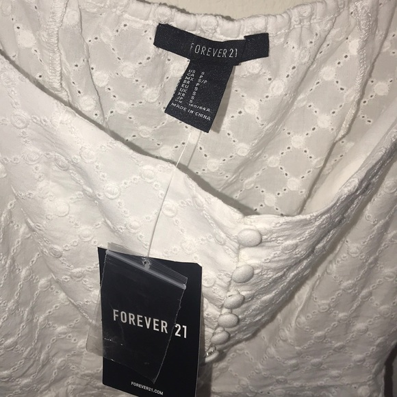 Forever 21 woven top embroidery puffy long sleeves - Picture 6 of 7